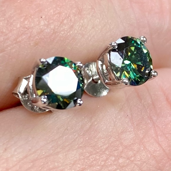 Certified 1 Carat Green Diamond Stud Earrings ~ Authentic Moissanite Studs - Picture 5 of 10